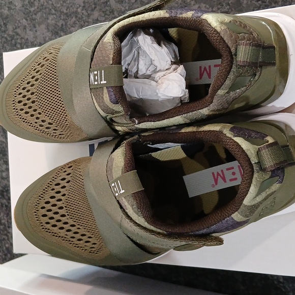 TIEM Slipstream Camo cycling shoes  women's size 11 NEW - Picture 3 of 3